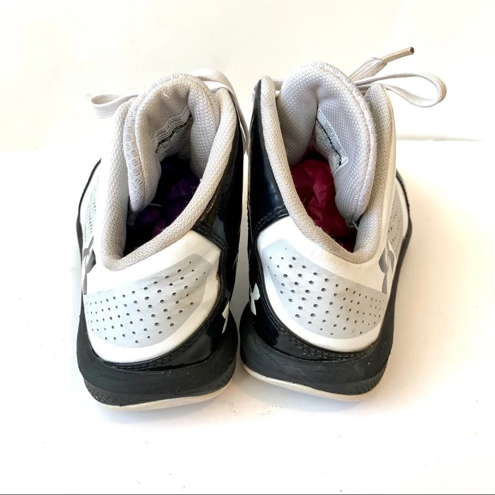 UNDER ARMOUR Boy’s Basketball Sneakers—SZ. 4.5Y